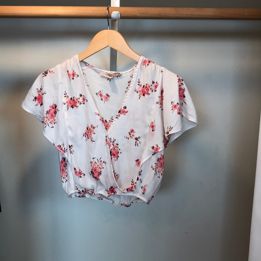 Floral crop top.